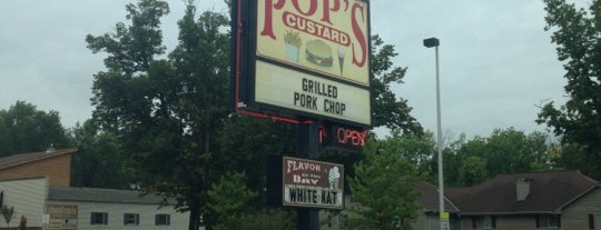Pop's Frozen Custard is one of สถานที่ที่ Karl ถูกใจ.