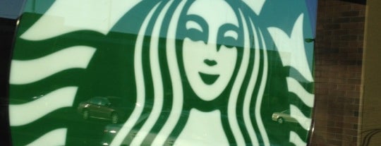 Starbucks is one of Locais curtidos por Jingyuan.