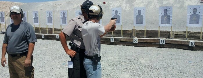 Front Sight Firearms Training Institute is one of Orte, die Gary gefallen.