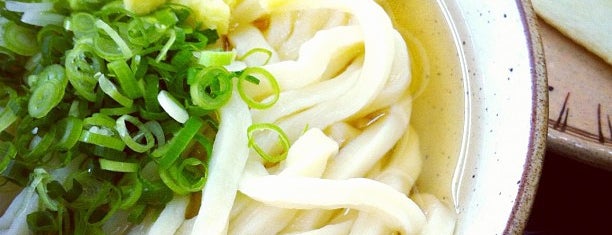 宮武うどん is one of めざせ全店制覇～さぬきうどん生活～　Category:Ramen or Noodle House.