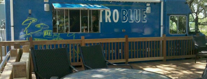 Bistro Blue Deck is one of Tempat yang Disukai Jay.