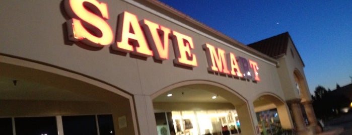 Save Mart is one of Locais curtidos por Keith.