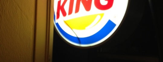 Burger King || برجر كنج is one of Tempat yang Disukai Bandder.