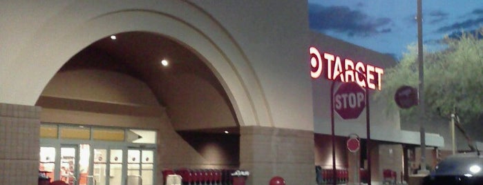 Target is one of สถานที่ที่ Patrick ถูกใจ.