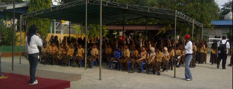 SD Negeri 016 is one of Schools.