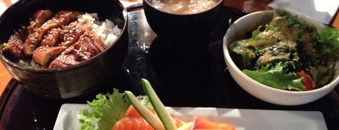 Akaneya Japanese Restaurant is one of Locais curtidos por Neil.
