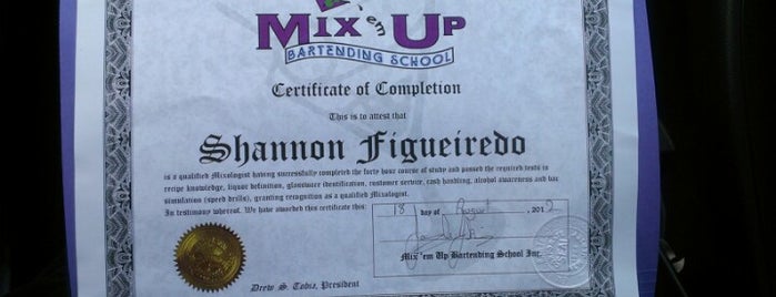 Mix 'em Up Bartending School is one of Lieux sauvegardés par JRA.