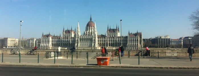 Batthyány tér is one of StorefrontSticker #4sqCities: Budapest.