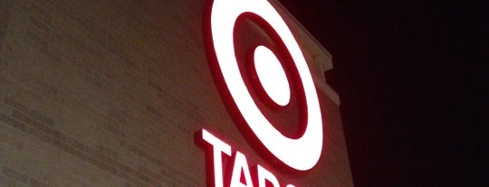 Target is one of Gezikaさんのお気に入りスポット.