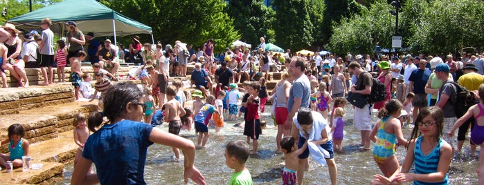 Jamison Square Park is one of Portland Municipal Fountains.