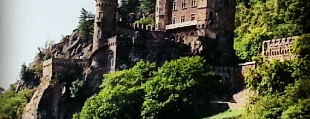 Burg Rheinstein is one of Tempat yang Disimpan Mai.