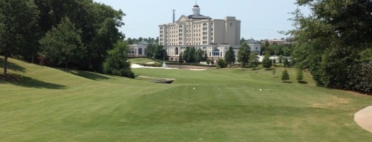 Ballantyne Resort Golf Course is one of Lugares favoritos de Kelly.