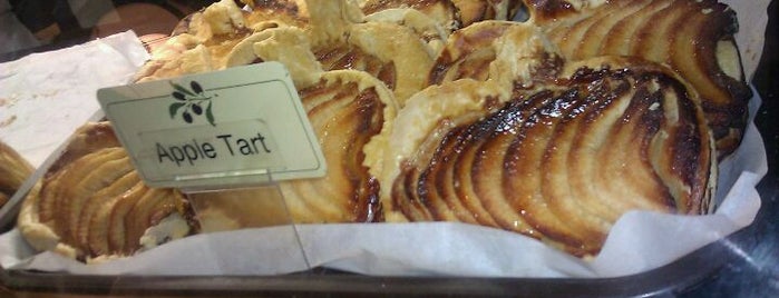 Les Halles Boulangerie Patisserie is one of Disney World/Islands of Adventure.