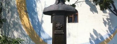 Пам'ятник Симону Петлюрі is one of Памятники достопримечательности в Ровно.