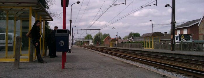 Gare de Maria-Aalter is one of Bijna alle treinstations in Vlaanderen.