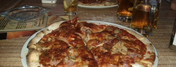 Pizzeria Carmen is one of Roquetas del Mar.