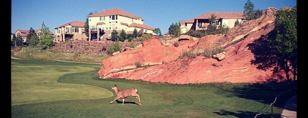 Red Rocks Country Club is one of Lugares favoritos de Allison.