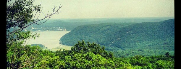 Bear Mountain State Park is one of New York Bookmarks.