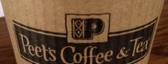 Peet's Coffee & Tea is one of สถานที่ที่ David ถูกใจ.