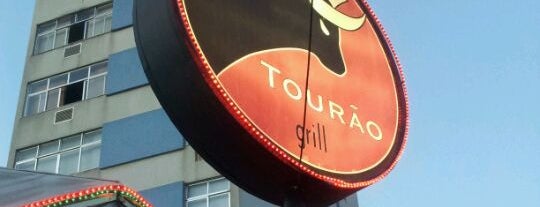 Churrascaria Tourão Grill is one of สถานที่ที่ Alejandro ถูกใจ.