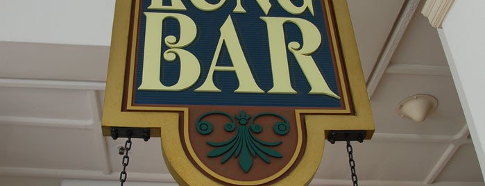 Long Bar is one of Gespeicherte Orte von AP.