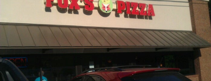 Fox's Pizza is one of Nom Nom Nom.