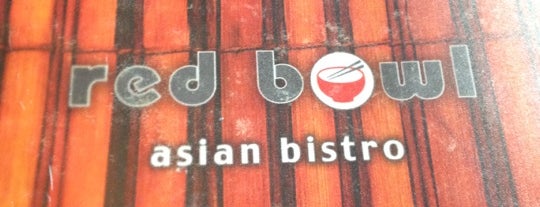 Red Bowl Asian Bistro is one of สถานที่ที่บันทึกไว้ของ Chay.