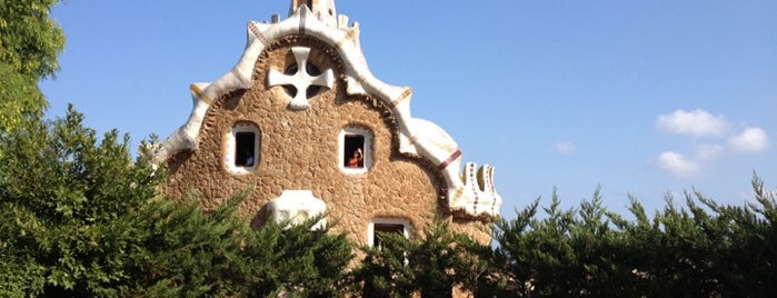 Parque Güell is one of Barcelona: Hotels, shopping & chill places!.