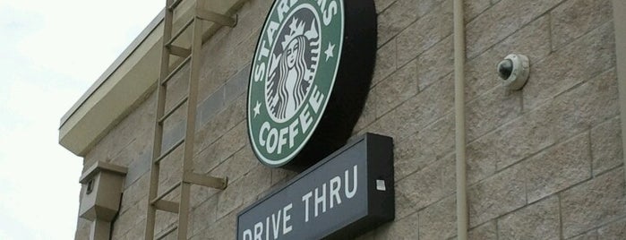 Starbucks is one of Mzzさんのお気に入りスポット.