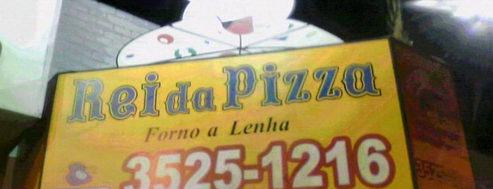 Rei da Pizza is one of Favoritos.