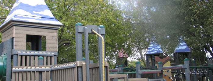 Dunlop Park is one of Parks.