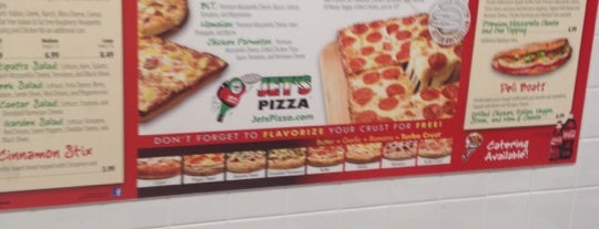 Jet’s Pizza is one of สถานที่ที่ Eric ถูกใจ.