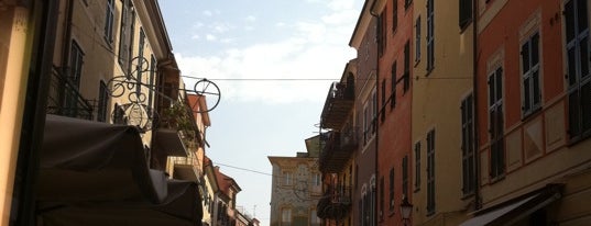 Carrugio di Loano is one of quando vado in liguria....