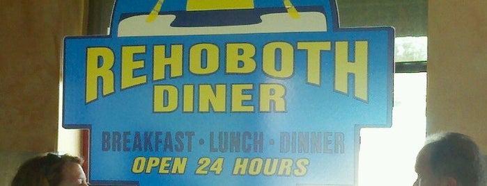 Rehoboth Diner is one of Locais curtidos por Charles.