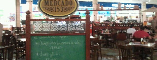 Mercado 153 is one of Locais.