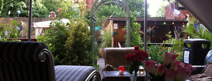 The Magic Garden is one of Bars/Pubs Al Fresco.