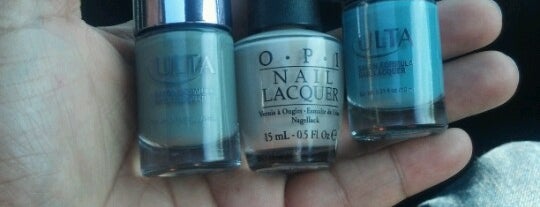 Ulta Beauty is one of Locais curtidos por Anoosh.