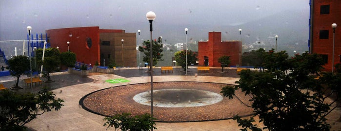 UG División de Ciencias Económico Administrativas is one of Guanajuato.