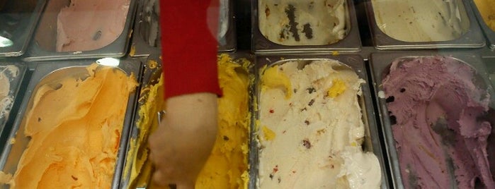 Helados Pingüino is one of Pauloさんのお気に入りスポット.