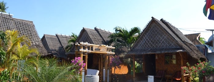 Twin Palms Bungalows is one of Lugares favoritos de Maria.