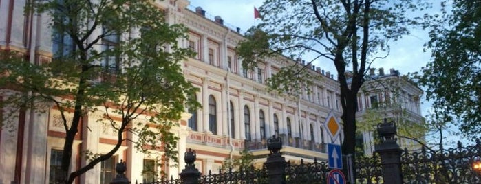 Площадь Труда is one of Мой Петербург.
