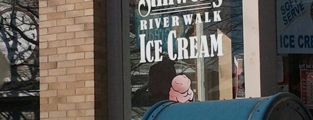 Stillwell's ice Cream is one of Tempat yang Disimpan Amber.