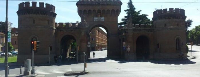 Porta Saragozza is one of Visita Bologna e provincia.