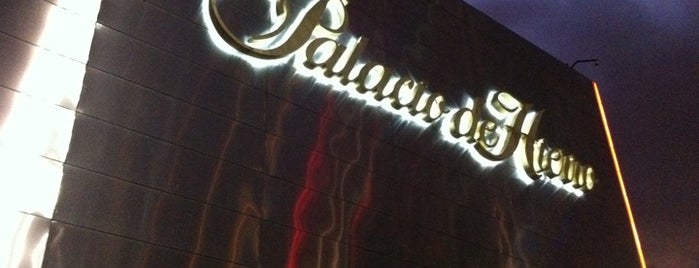 El Palacio de Hierro is one of Gusさんのお気に入りスポット.