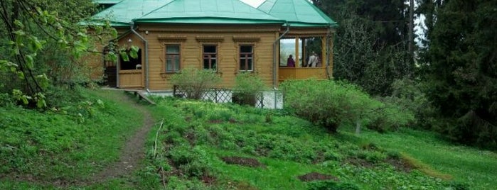 Музей-усадьба М.М. Пришвина is one of Tempat yang Disimpan Lena.