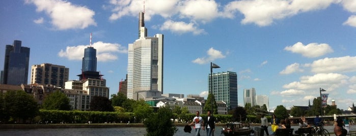 Mainufer is one of September Amsterdam/Frankfurt/Cologne/Paris Trip.