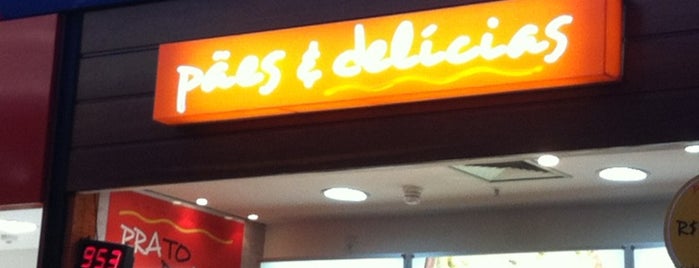 Pães & Delícias - Centro is one of my homee.