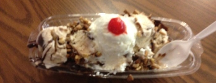 Graeter's Ice Cream is one of Joshuaさんの保存済みスポット.