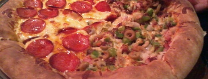 Super Pizza Pan is one of Matando a fome!.