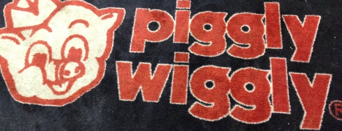 Piggly Wiggly is one of Tempat yang Disukai Melanie.